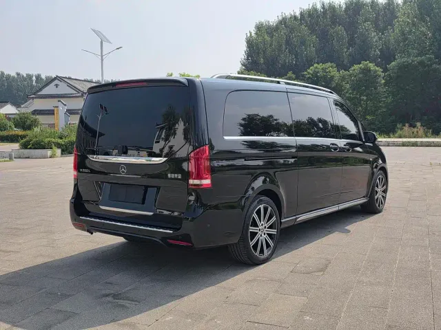 Mercedes-Benz V-Class — Фото автомобиля 7