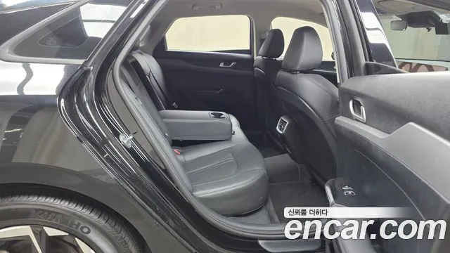 Kia K5 Новый K5 3 поколение 2.0 LPi(Для проката) — Фото автомобиля 11
