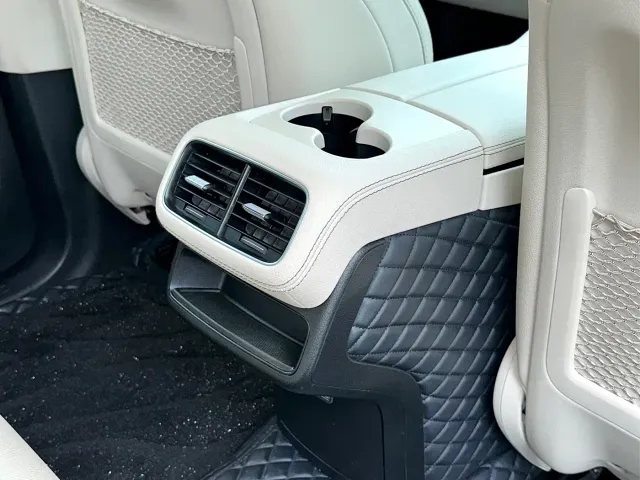 Mercedes-Benz GLE-Class — Фото автомобиля 13