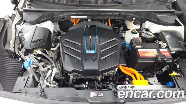Kia Niro — Фото автомобиля 9
