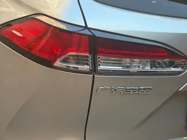 Toyota Frontlander — Фото автомобиля 7