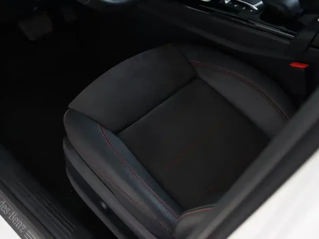 Mercedes-Benz A-Class — Фото автомобиля 17