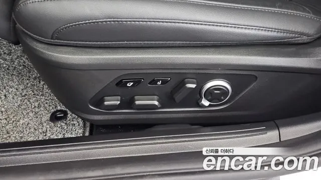 Hyundai Grandeur Grandeur (GN7) 3.5 LPG 2WD (Такси) — Фото автомобиля 22