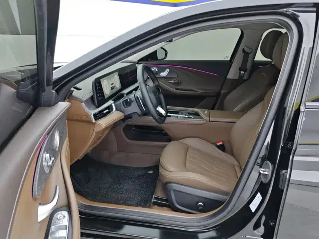 Chery Arrizo 8 — Фото автомобиля 9