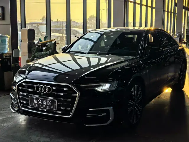 Фотография автомобиля — Audi A6L
