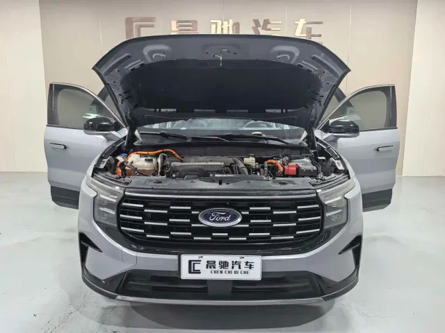 Ford Edge — Фото автомобиля 16