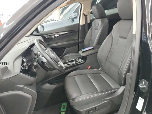 Buick Envision Plus — Фото автомобиля 14