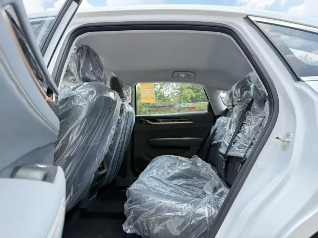 Wuling Starlight — Фото автомобиля 8