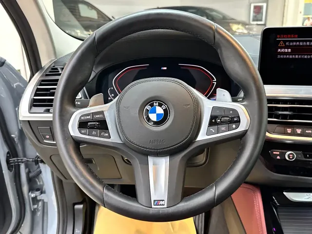 BMW X4 — Фото автомобиля 13