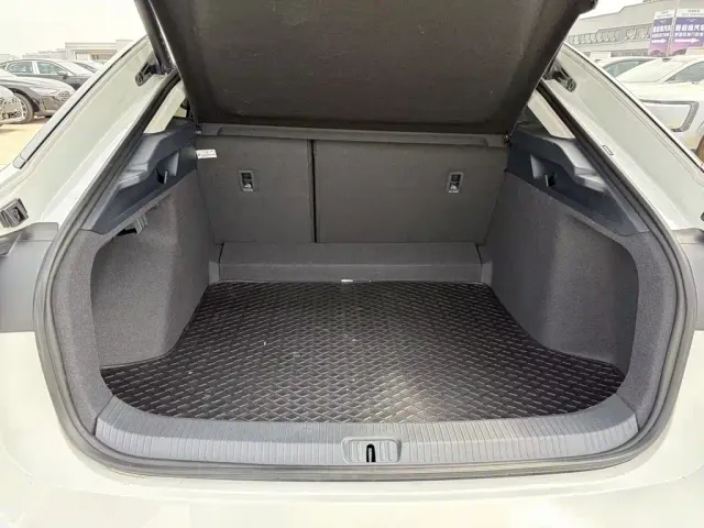 Volkswagen ID.7 Vizzion — Фото автомобиля 19