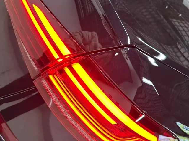 Volkswagen Passat — Фото автомобиля 13