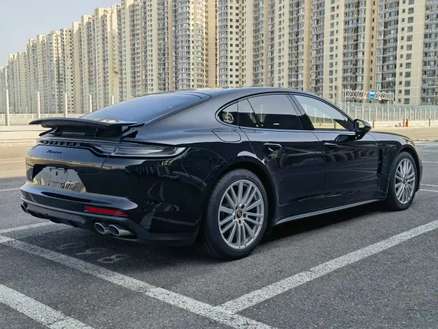 Porsche Panamera — Фото автомобиля 16