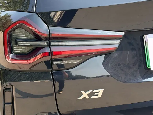 BMW iX3 — Фото автомобиля 18