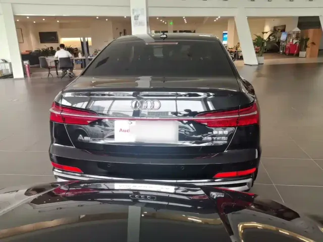 Audi Audi A6L 2024 45 TFSI quattro Premium Dynamic — Фото автомобиля 5