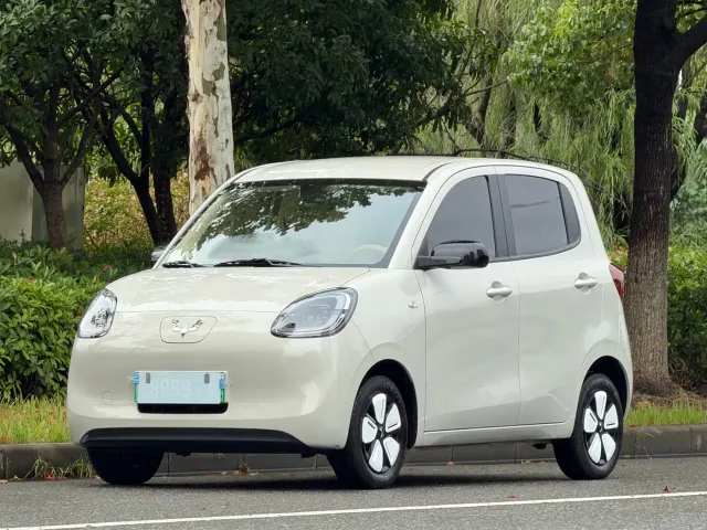 Фотография автомобиля — Wuling Hongguang Mini EV
