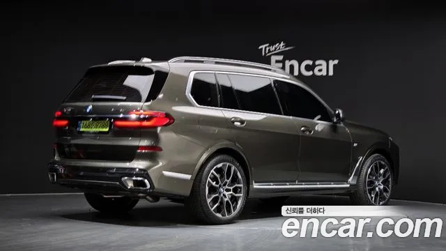 BMW X7 G07 — Фото автомобиля 2