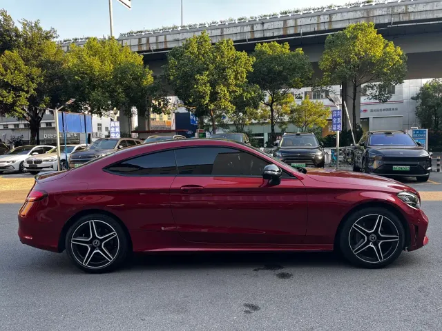 Mercedes-Benz C-Class — Фото автомобиля 14