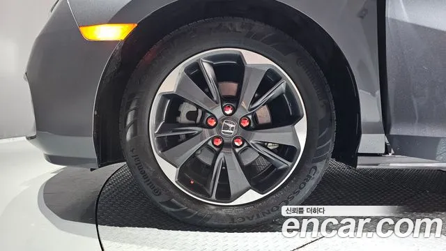 Honda Odyssey — Фото автомобиля 5