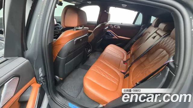 BMW X6 xDrive40i M Sport Pro Best Seller Edition — Фото автомобиля 16