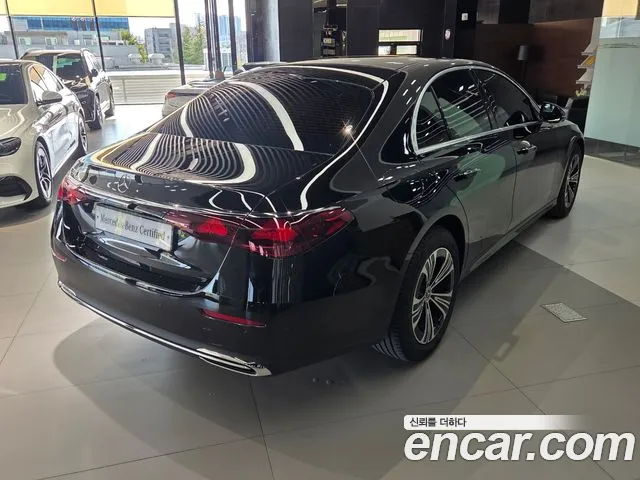Mercedes-Benz E-Class W214 — Фото автомобиля 18