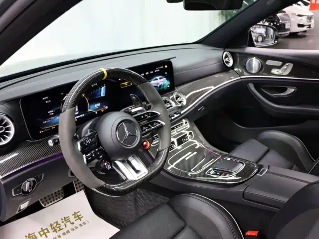 Mercedes-Benz E-Class AMG — Фото автомобиля 8