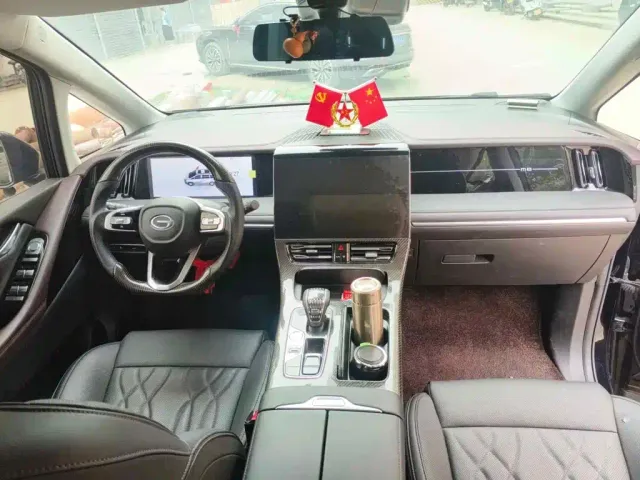 GAC Trumpchi M8 — Фото автомобиля 12