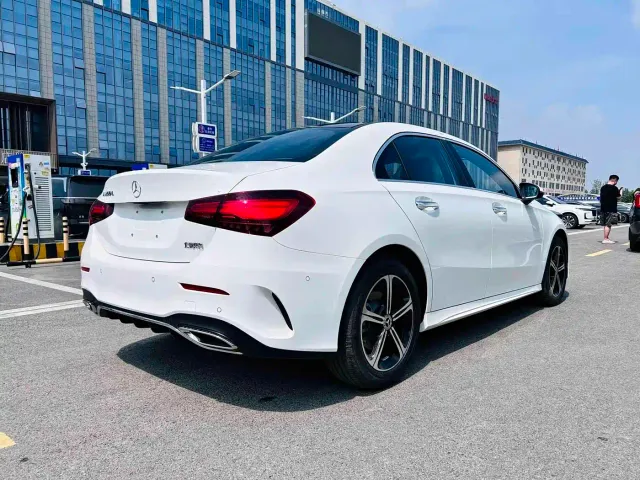Mercedes-Benz A-Class — Фото автомобиля 19