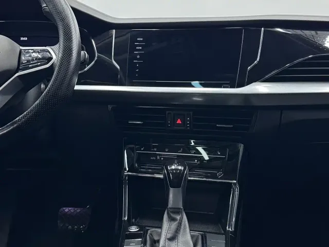 Volkswagen Passat — Фото автомобиля 8