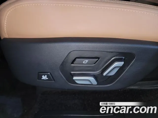 Hyundai Santafe — Фото автомобиля 10