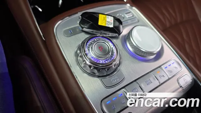Genesis G90 Бензин 3.5 турбо AWD — Фото автомобиля 9