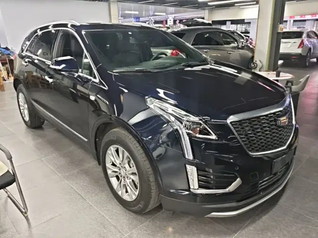 Cadillac XT5 — Фото автомобиля 3