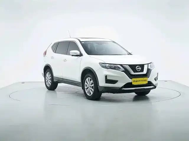 Nissan X-Trail — Фото автомобиля 7