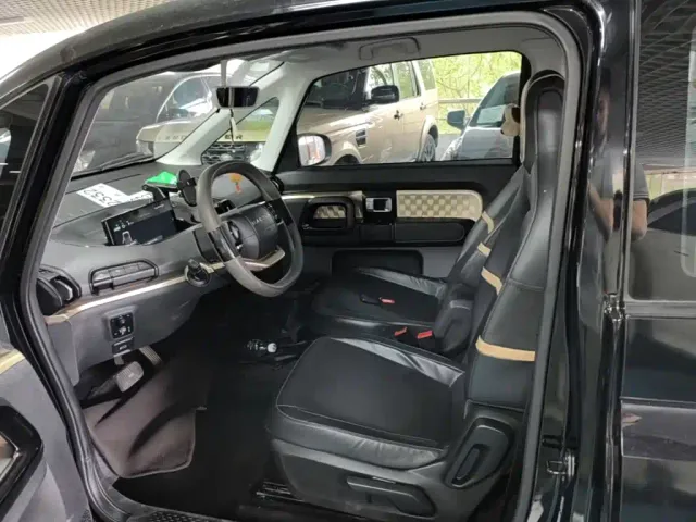 Baojun KiWi EV — Фото автомобиля 14