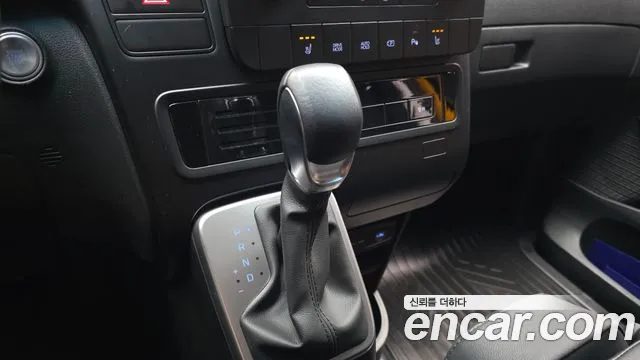 Hyundai Staria — Фото автомобиля 12