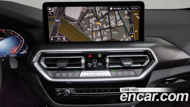 BMW X4 xDrive20i M Sport — Фото автомобиля 11
