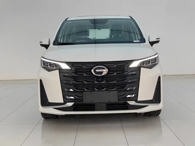 GAC Trumpchi M6 — Фото автомобиля 2