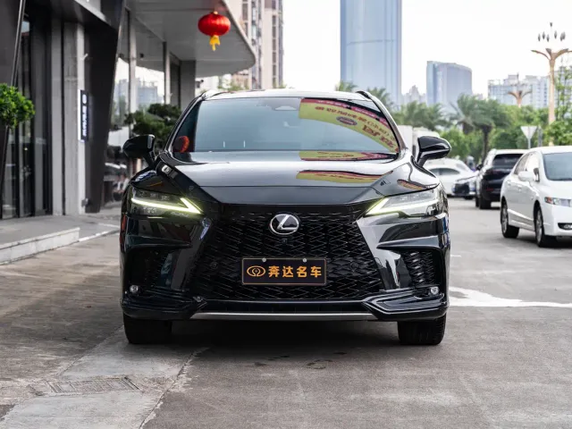 Lexus RX — Фото автомобиля 2