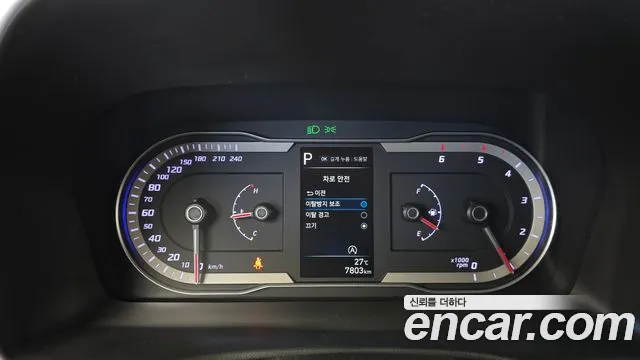 Hyundai Tucson NX4 — Фото автомобиля 11