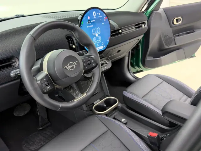 MINI Hatch — Фото автомобиля 15