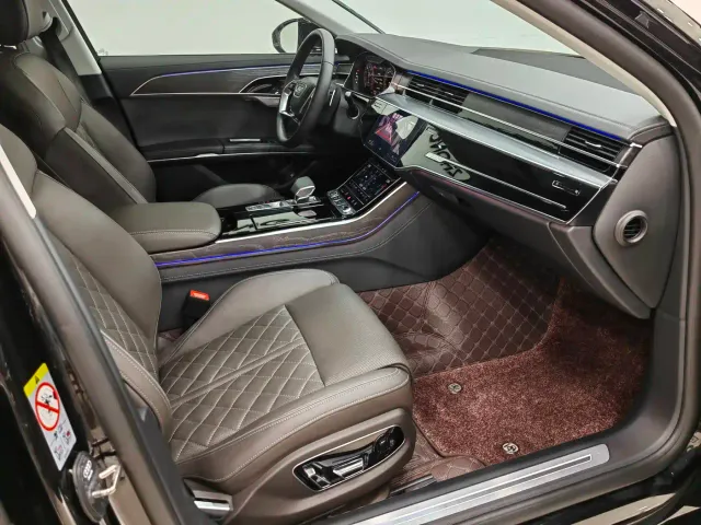Audi A8 — Фото автомобиля 16