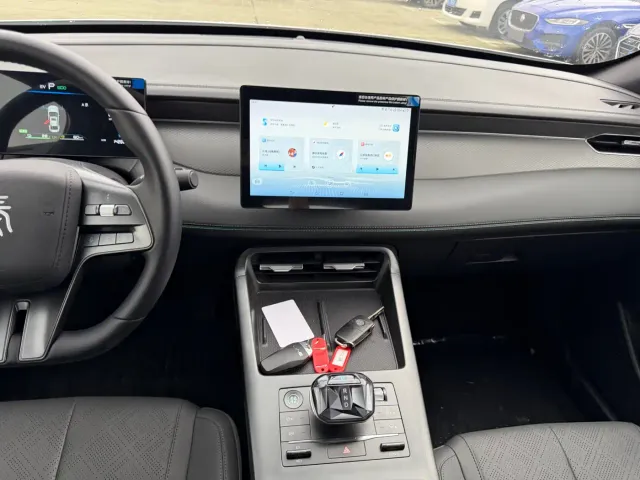 BYD Qin PLUS — Фото автомобиля 11
