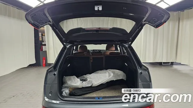 Audi Q5 45 TFSI quattro Premium — Фото автомобиля 20