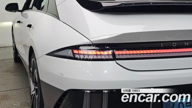 Hyundai Ioniq 6 — Фото автомобиля 8