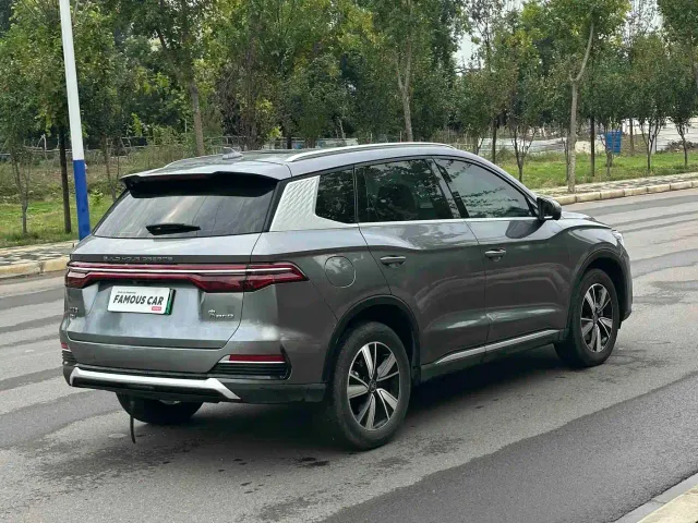 BYD Song Pro — Фото автомобиля 6