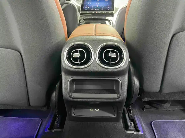 Mercedes-Benz GLC Coupe — Фото автомобиля 17