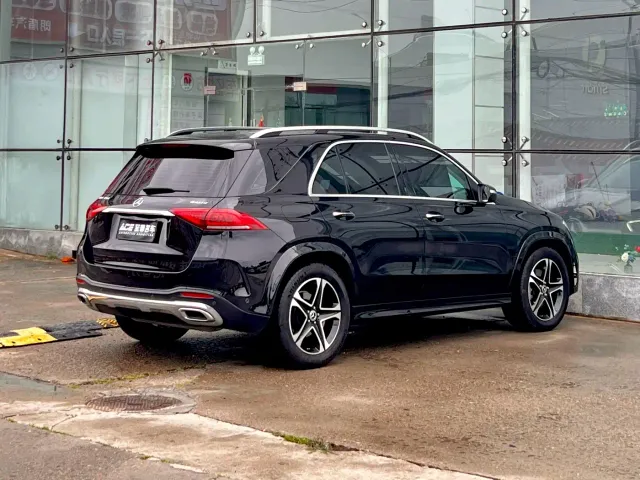 Mercedes-Benz GLE-Class — Фото автомобиля 4
