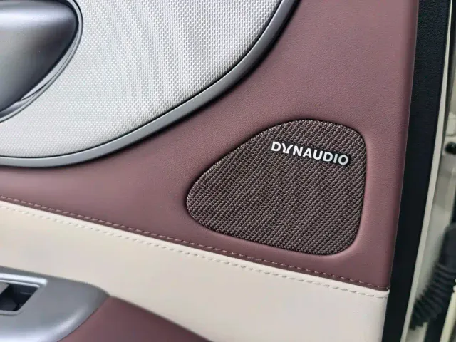 BYD Seal 07 DM-i — Фото автомобиля 18