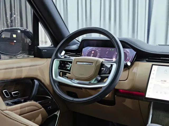 Land Rover Range Rover — Фото автомобиля 7
