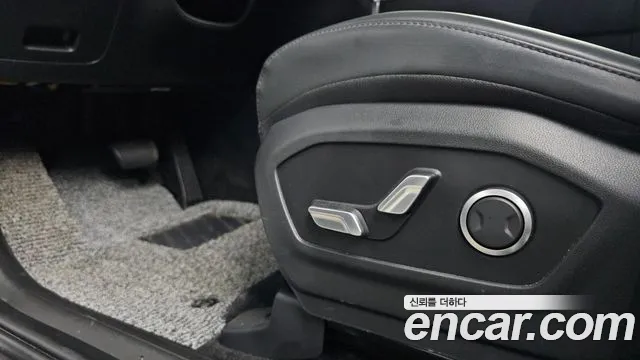 Hyundai Santa Fe MX5 — Фото автомобиля 20