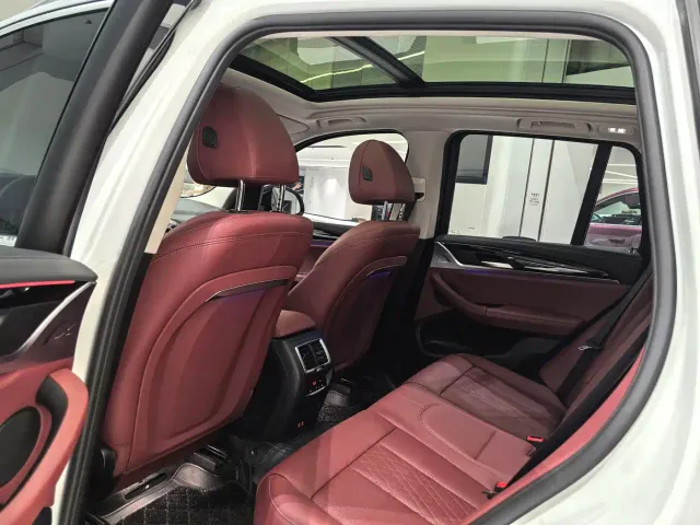 BMW X3 — Фото автомобиля 13
